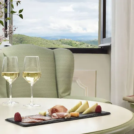 Casa de Campo Relais Monte Solare Wellness & *