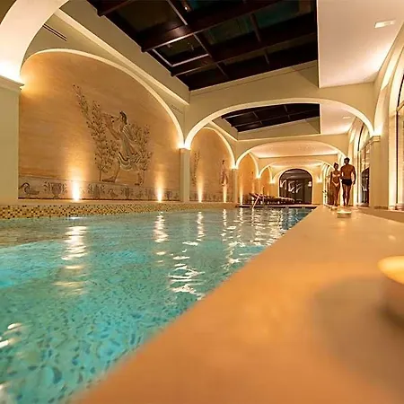 Country house Relais Monte Solare Wellness &