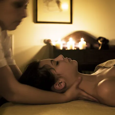 منزل ريفي Relais Monte Solare Wellness & *