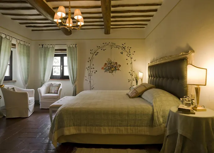Casa rural Relais Monte Solare Wellness & *